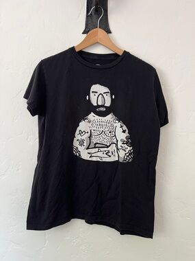 Black Graphic Tattoo-Print Men’s T-Shirt